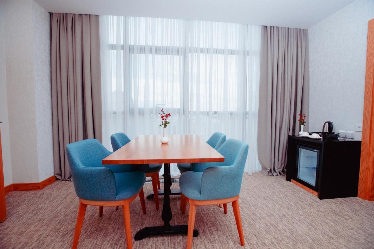 Premium Hotel Gence Dış mekan fotoğraf