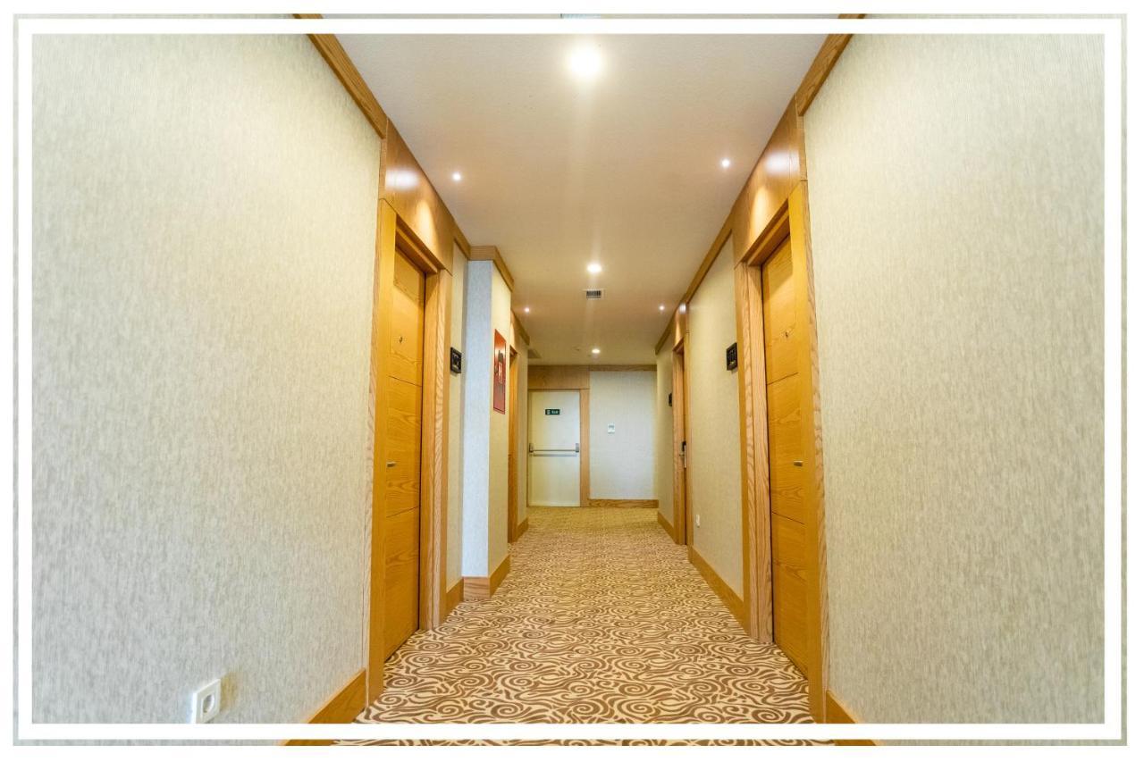 Premium Hotel Gence Dış mekan fotoğraf